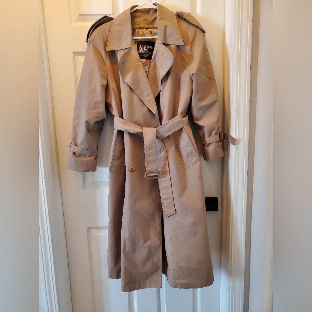 London Fog Womens Trench Coat Zip Out Thinsulate Lining Tan Rain Coat Size 4p
